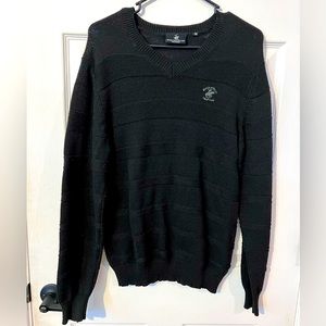 Beverly Hills Polo Club V-Neck Sweater. Size Medium in Black.